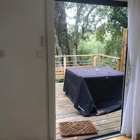 Parco vacanze Refait à Neuf En Octobre 2025 Dans Villages Fougeres Villages Sous Les Pins Pas De Draps Serviettes Dans Le Ménage à Vous De Le Faire Obligatoirement